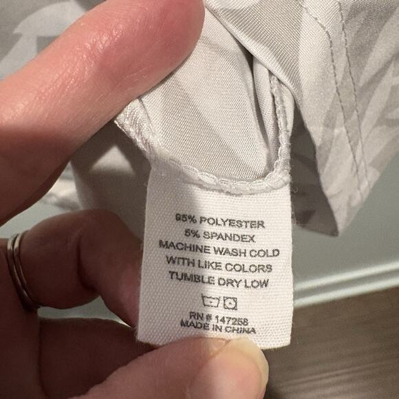 Simply Southern Polo Shirt Men Sz XL Gray Cream Floral Leaf Print Beach Resort - Picture 10 of 11